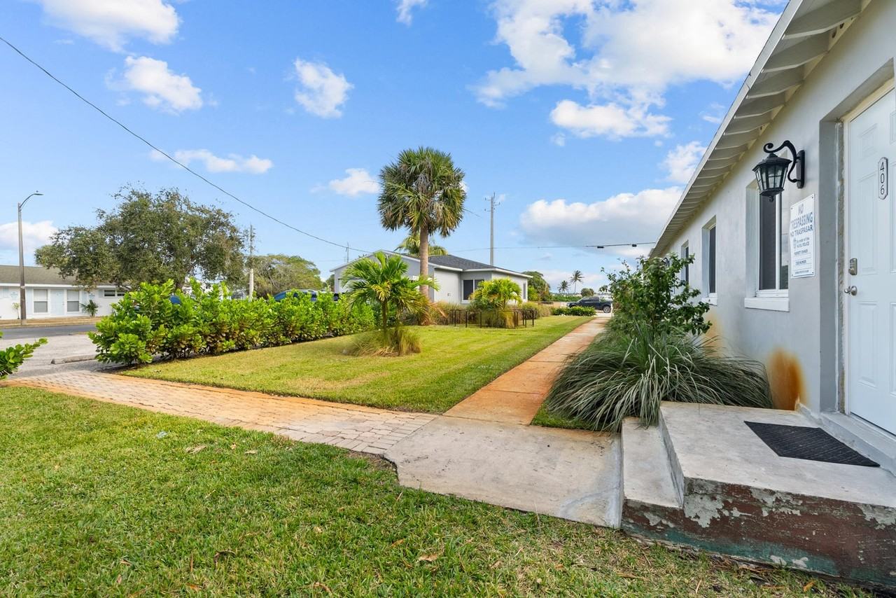 402 57th Street - Photo 3 of 14