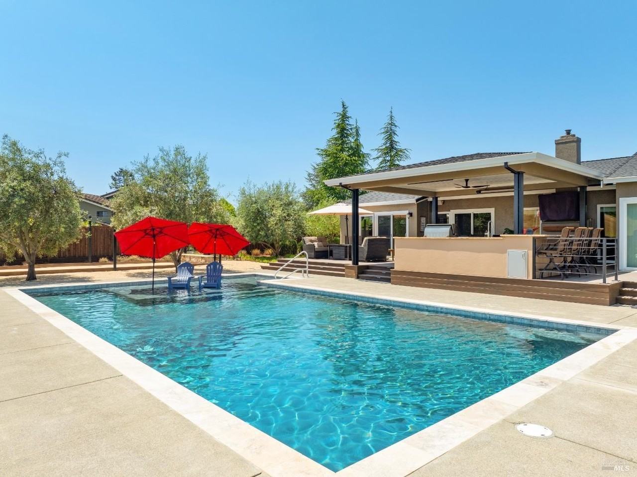 1051 Stonebridge Dr - Photo 5 of 50