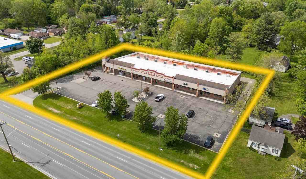 5414 S Saginaw Rd - Photo 2 of 5