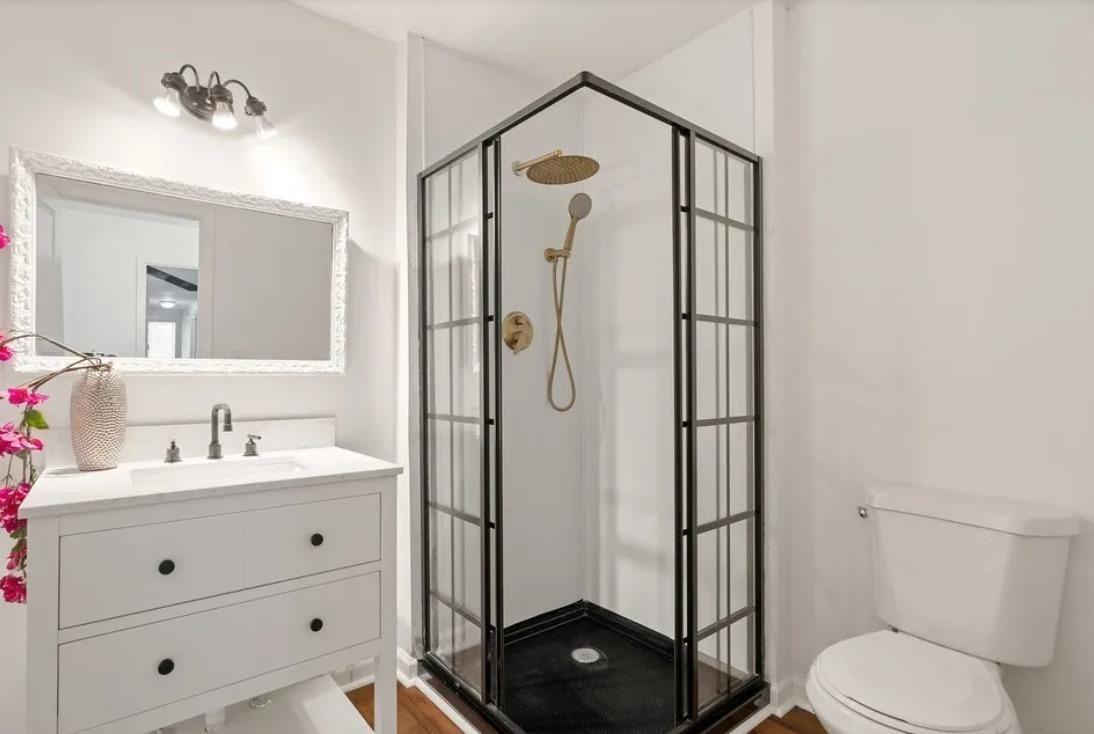 Denise Dr - Photo 2 of 7