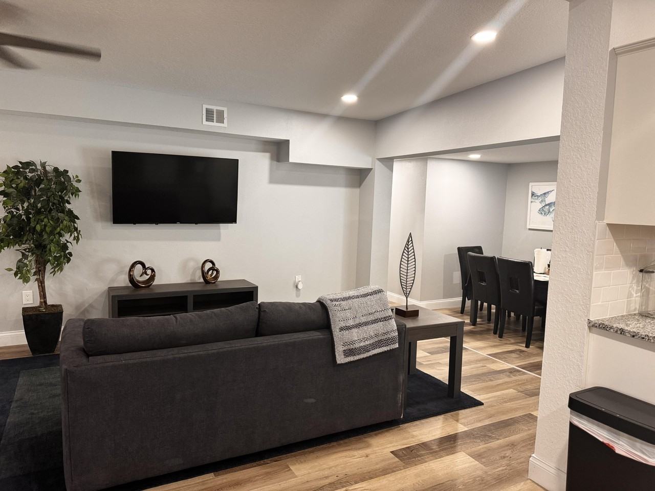 E Coleman Cir - Photo 2 of 11