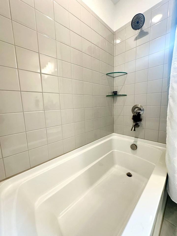 Carnation Dr - Photo 7 of 12