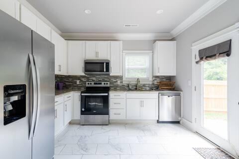 Kennesaw Dr - Photo 3 of 10