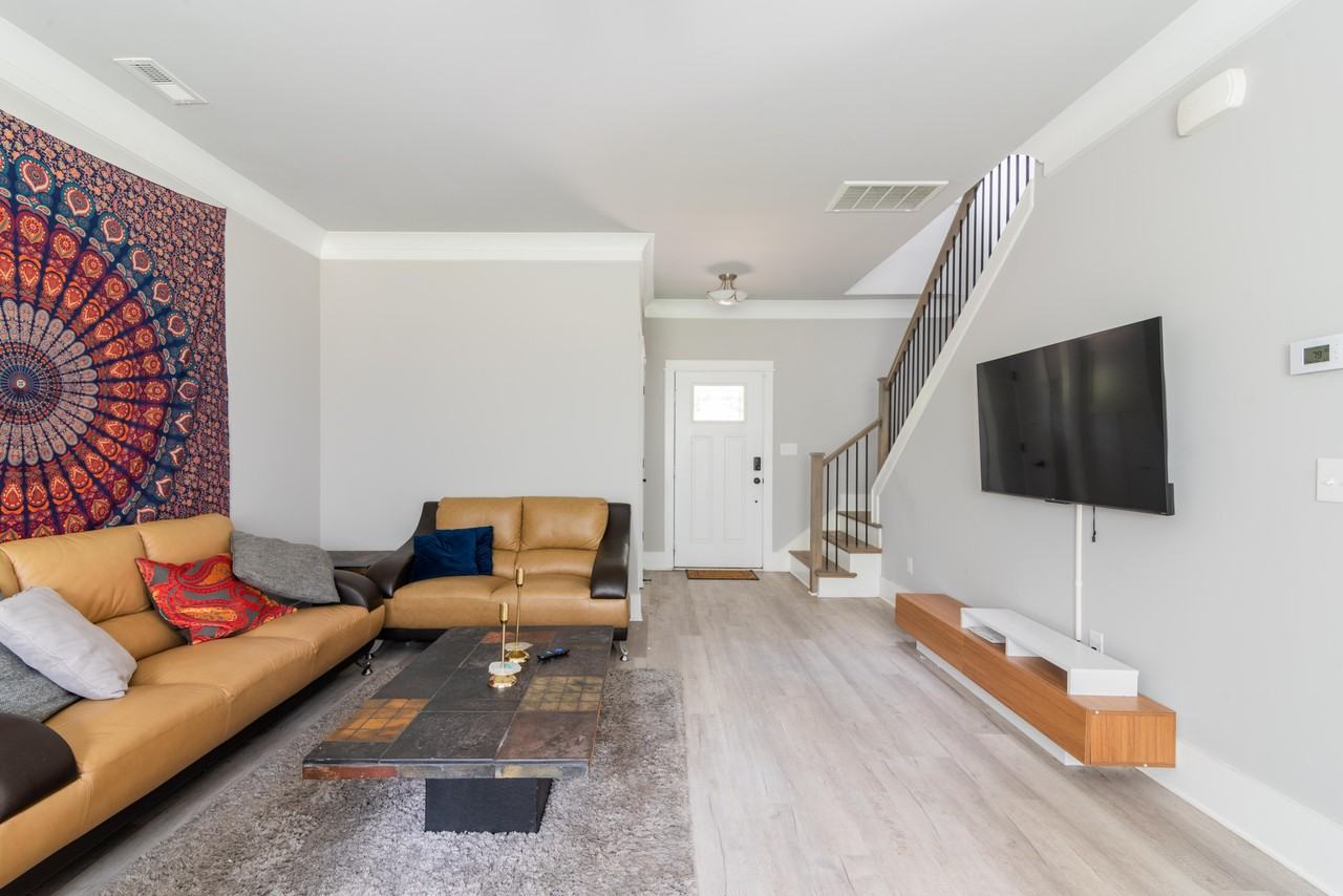 Kennesaw Dr - Photo 5 of 10