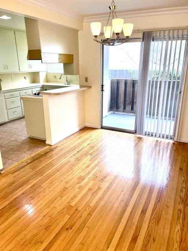 1822 1/2 Sherer Ln - Photo 3 of 17