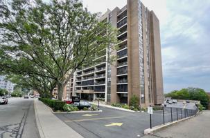 featured image of 44 Strawberry Hill Ave