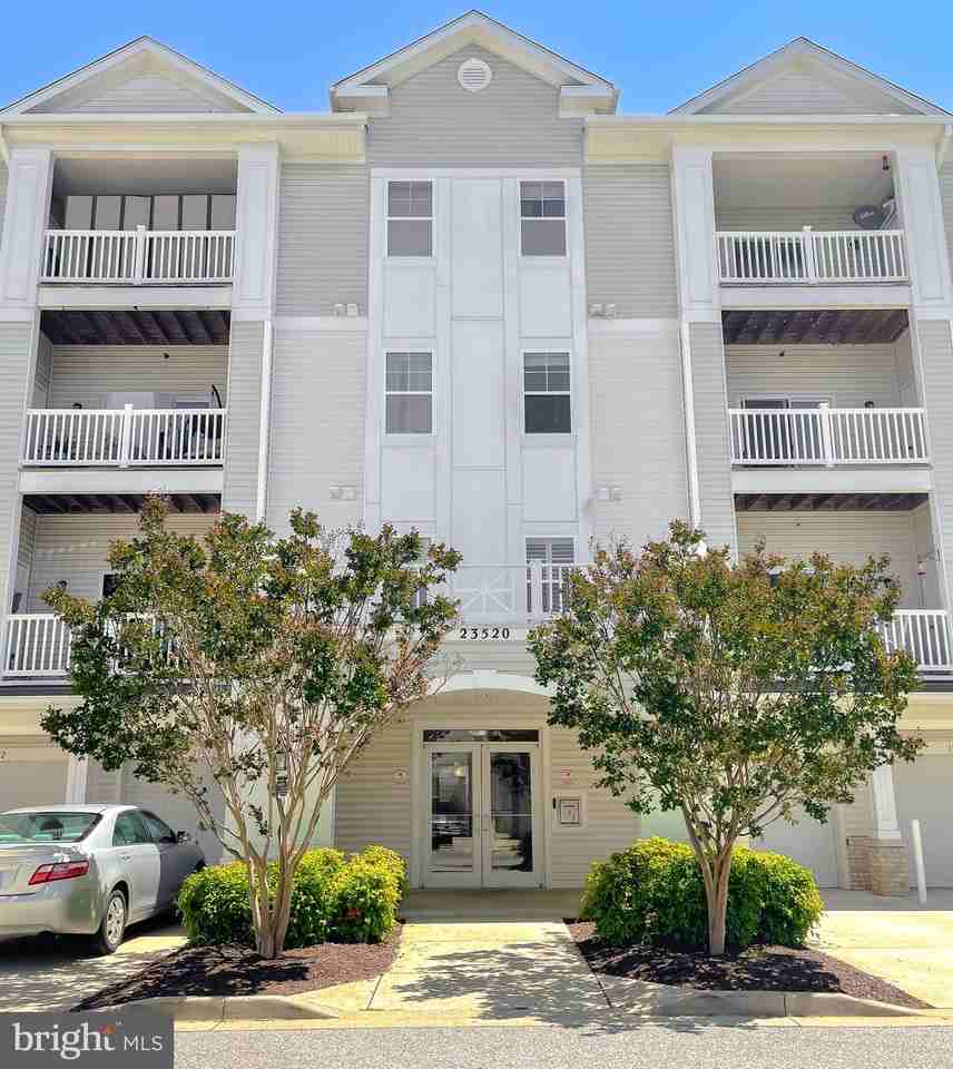 23520 F D R Blvd ##409