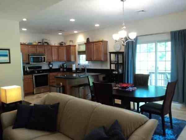 8 Knotts St - Photo 6 of 15