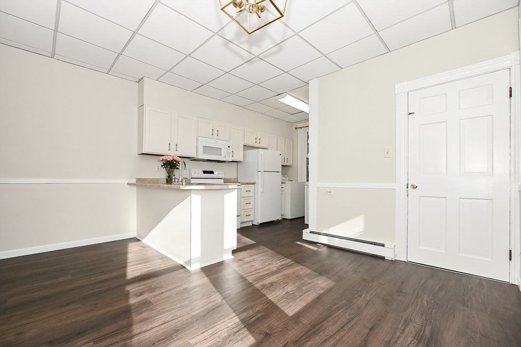 13 Oak St - Photo 5 of 25