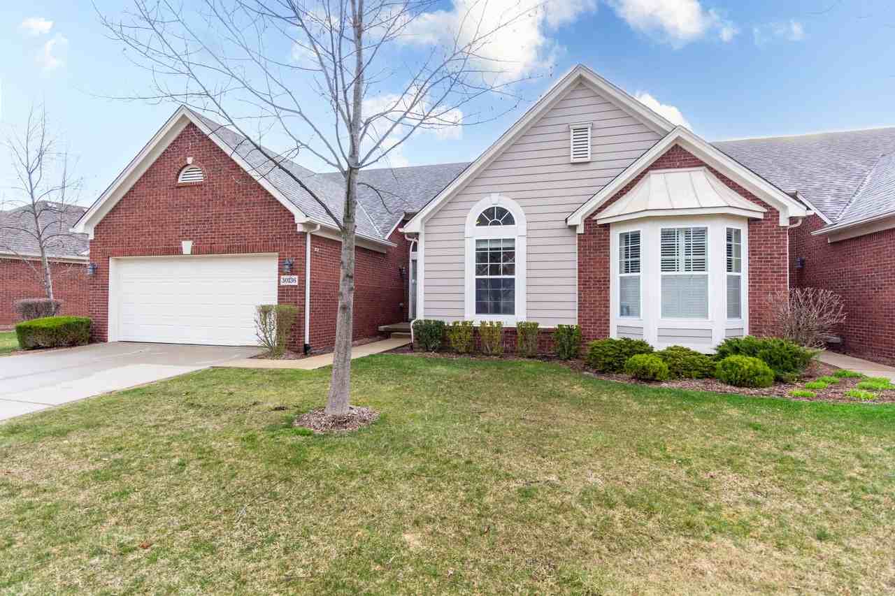 30136 Brightwood Dr - Photo 2 of 46