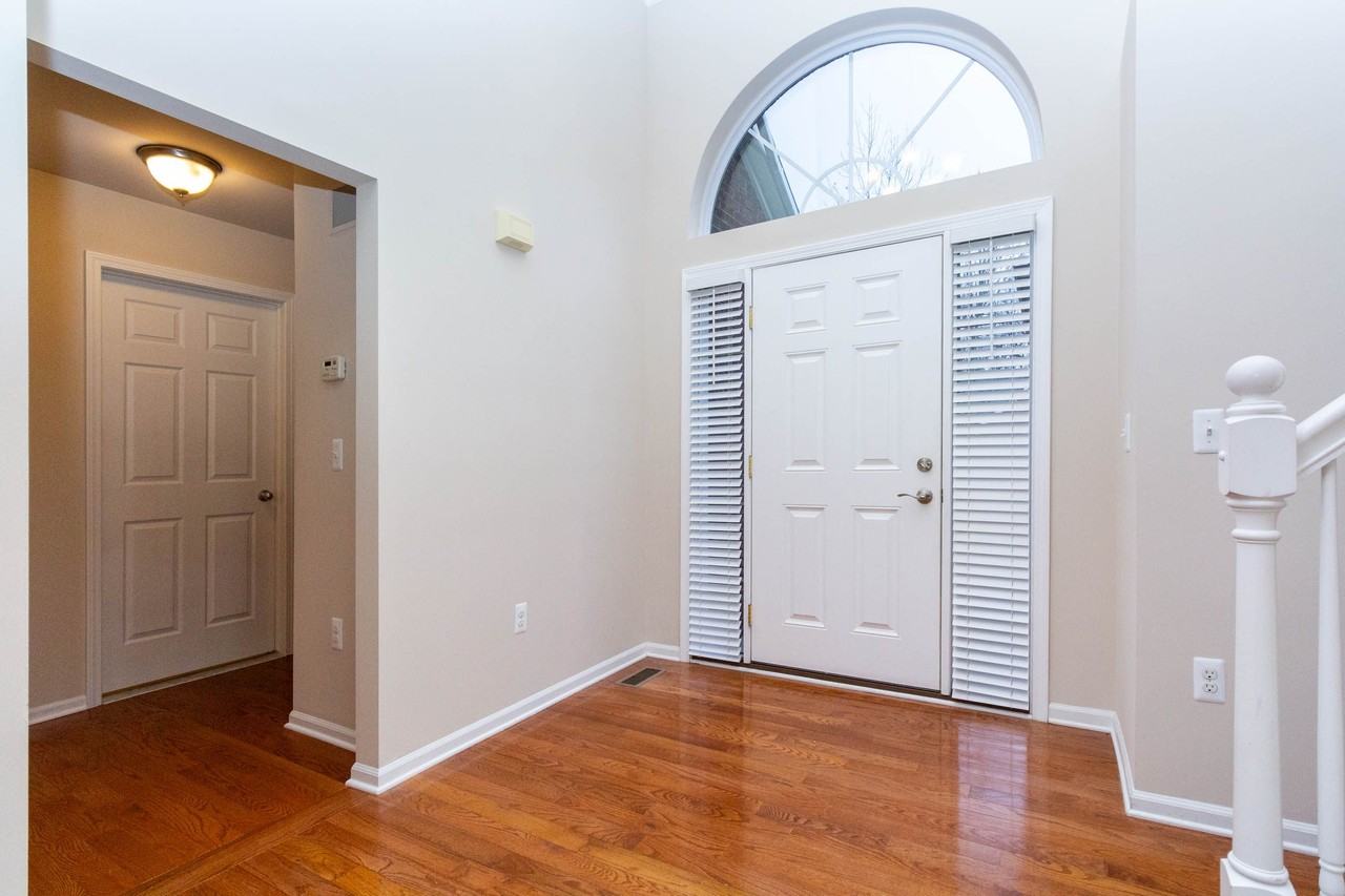 30136 Brightwood Dr - Photo 5 of 46