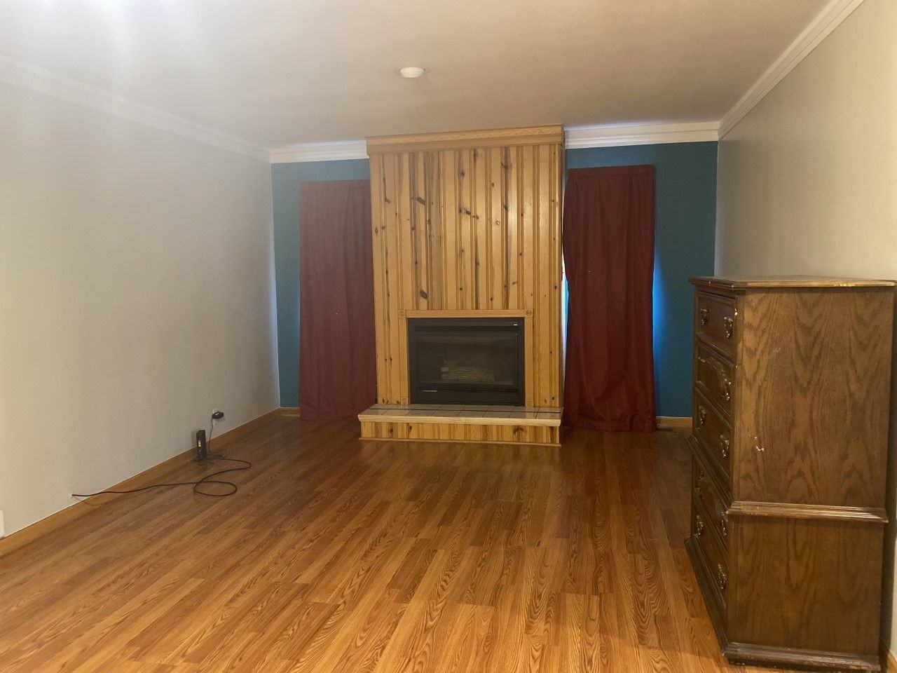 21039 Danbury St - Photo 3 of 22