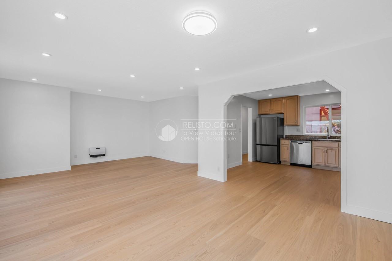 1362 De Haro St - Photo 3 of 23