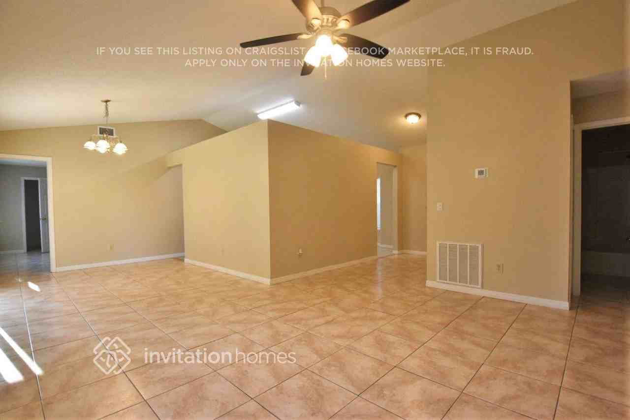 4490 Camberly St - Photo 2 of 13