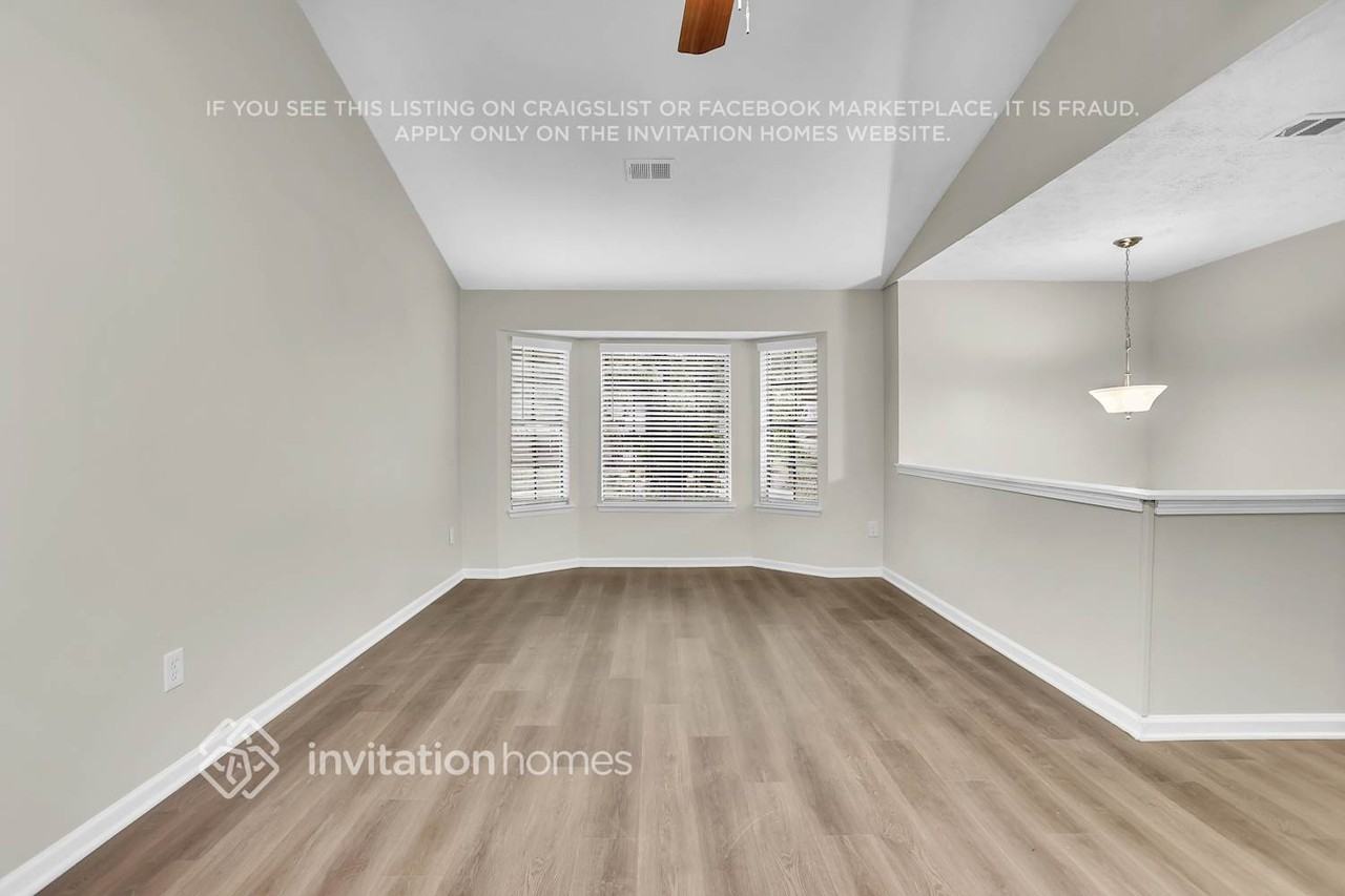 2483 Newgate Dr - Photo 2 of 22