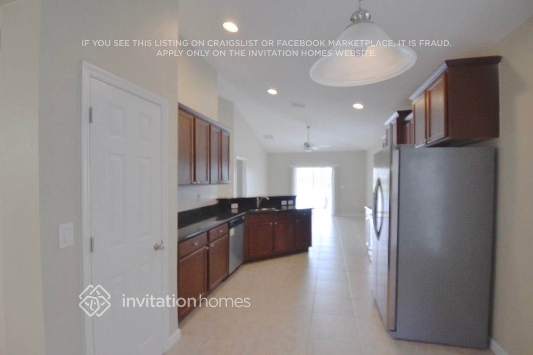 3582 Joslin Way - Photo 4 of 9