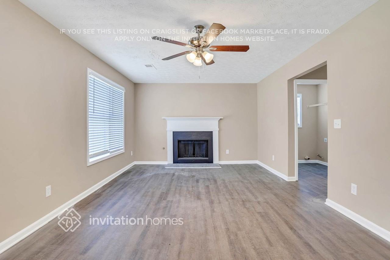 7754 Providence Point Way - Photo 2 of 26