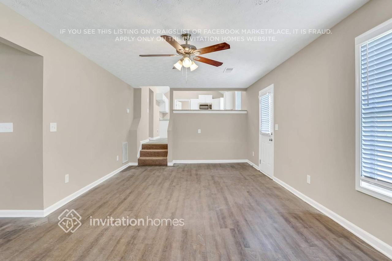 7754 Providence Point Way - Photo 3 of 26