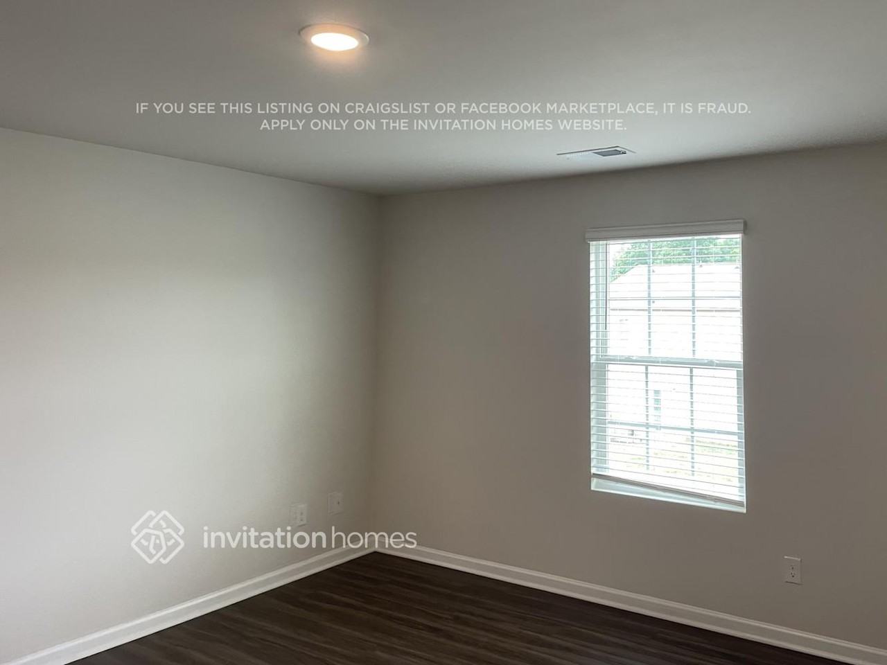 5122 Cameron Commons Pkwy - Photo 2 of 11