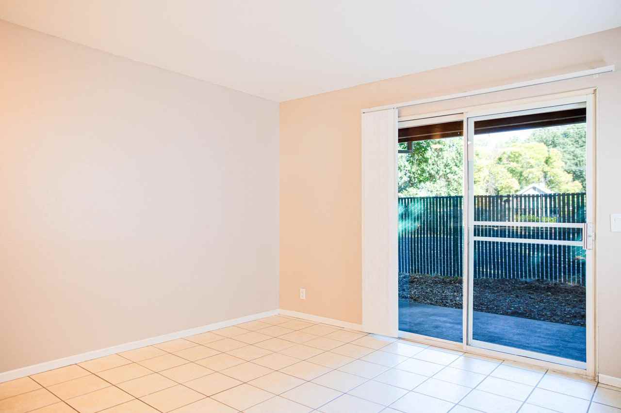 Pomona Townhomes - Photo 4 of 20