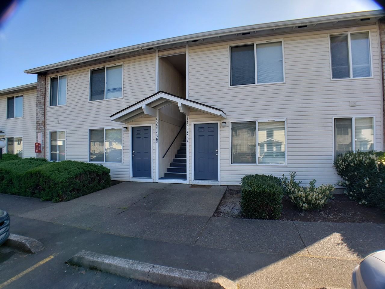 Greenwood Park Apartments - Photo 3 of 23