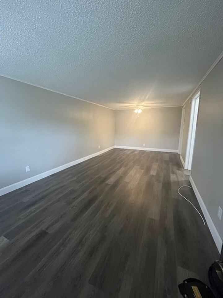 CW - Photo 6 of 12