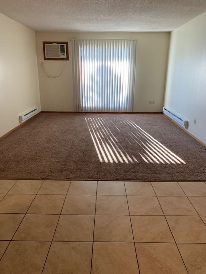 River's Edge Apartments - Photo 4 of 50