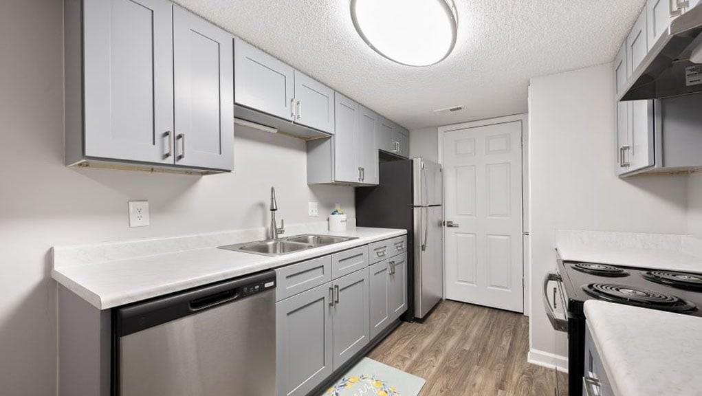 The Onyx - Photo 2 of 9