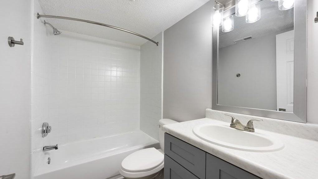 The Onyx - Photo 5 of 9