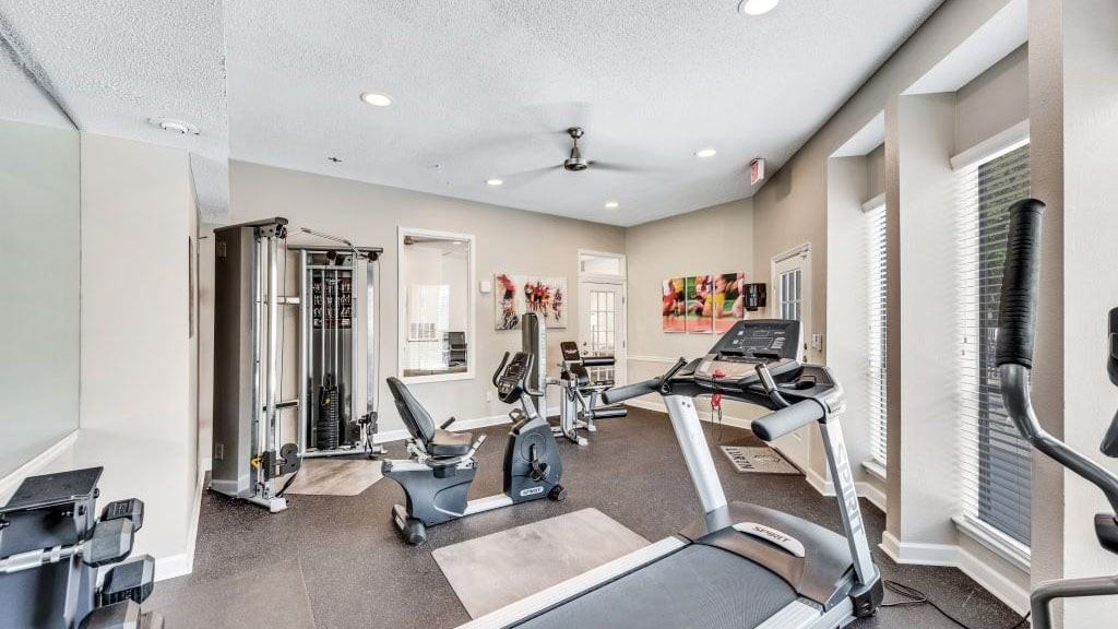 The Onyx - Photo 7 of 9