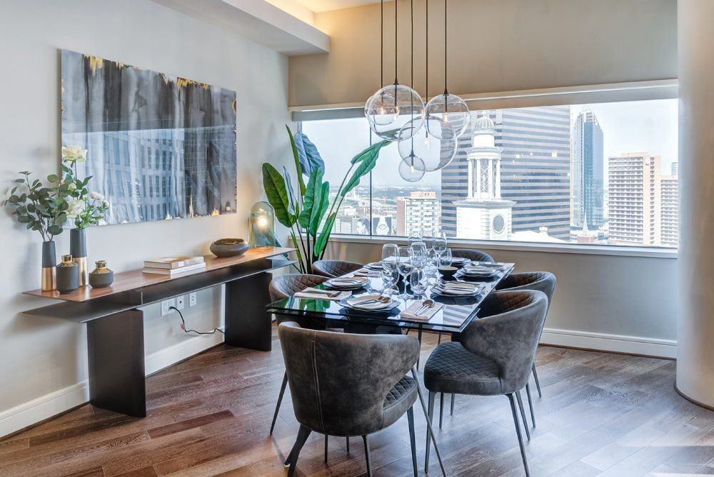 One Dallas Center - Photo 4 of 29