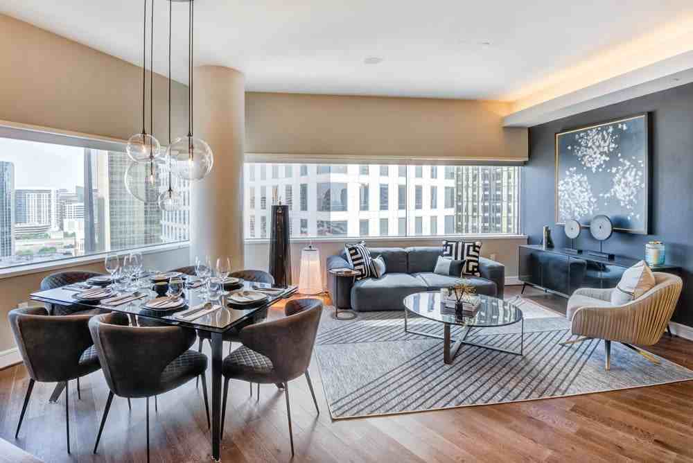 One Dallas Center - Photo 5 of 29