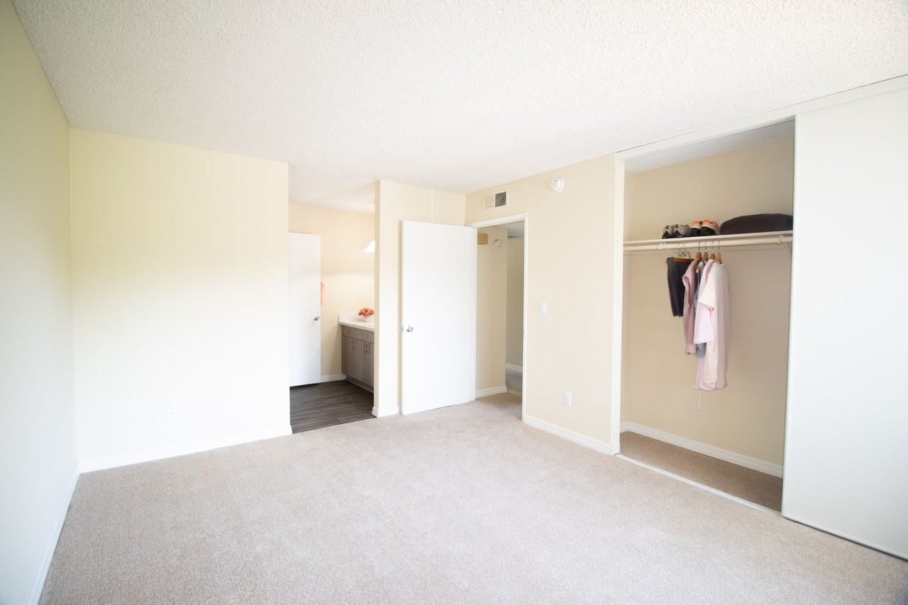 Gold Coast Apartments - Photo 6 of 13