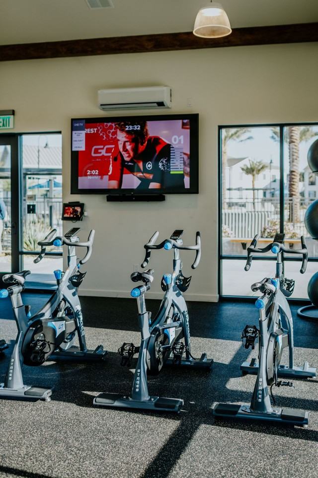 250 South Heath Road - Photo 6 of 45