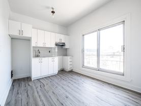 147 Cremazie Ouest - Photo 1 of 1