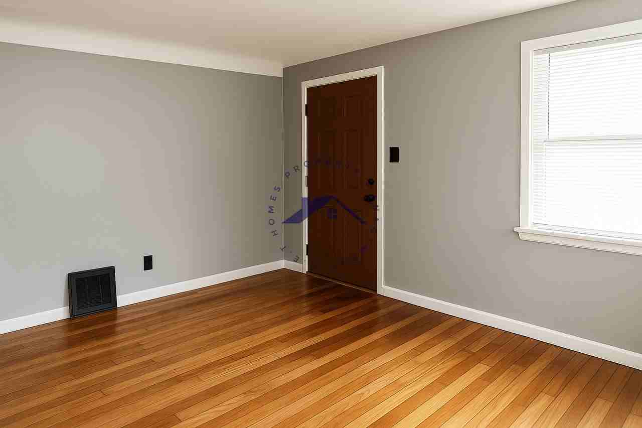 20038 Manor - Photo 2 of 17