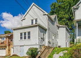featured image of 824 Florence Ave