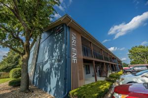 featured image of 1008 Arlene Ct