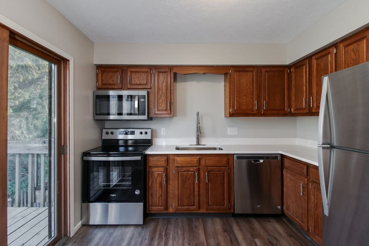 1008 Arlene - Photo 6 of 13