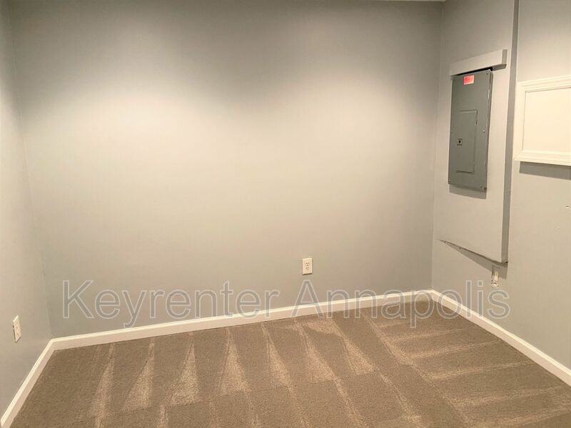 7890 Ivy Ter - Photo 4 of 21