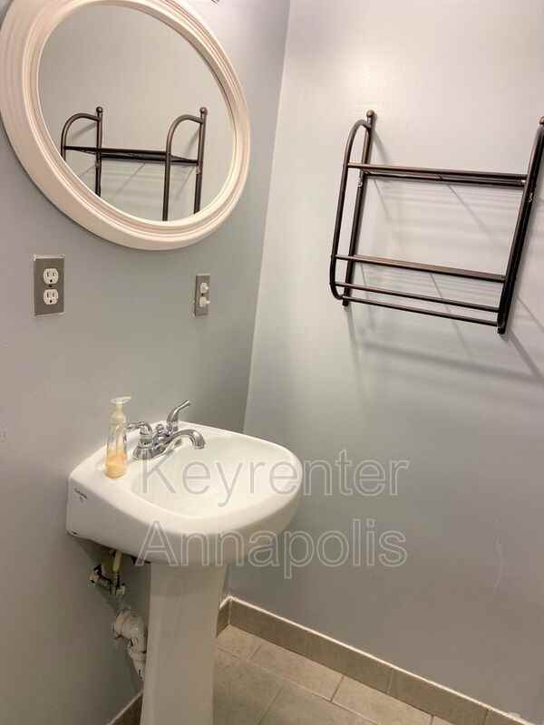 7890 Ivy Ter - Photo 5 of 21