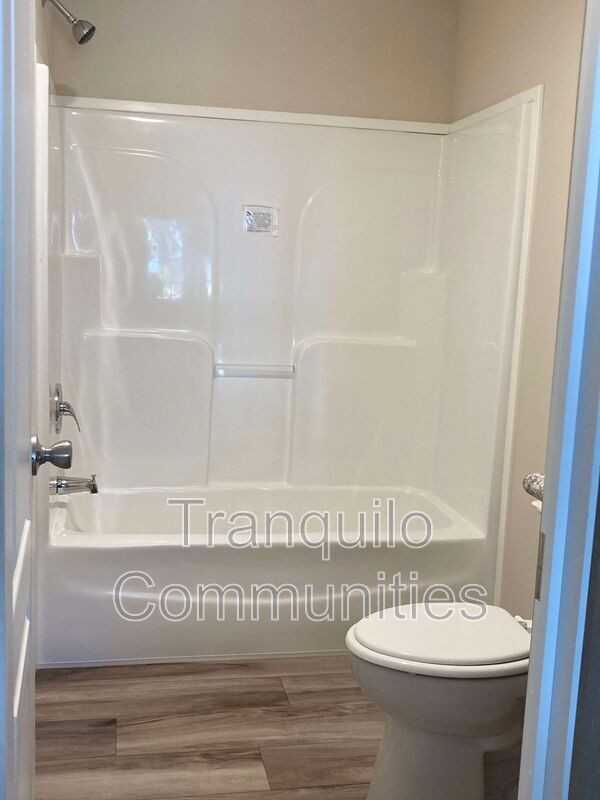 143 Hubert Dr - Photo 2 of 7