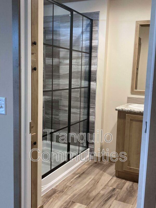 143 Hubert Dr - Photo 3 of 7