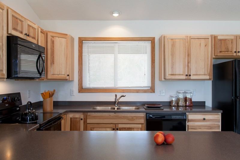 955 70th Ave - Photo 3 of 12