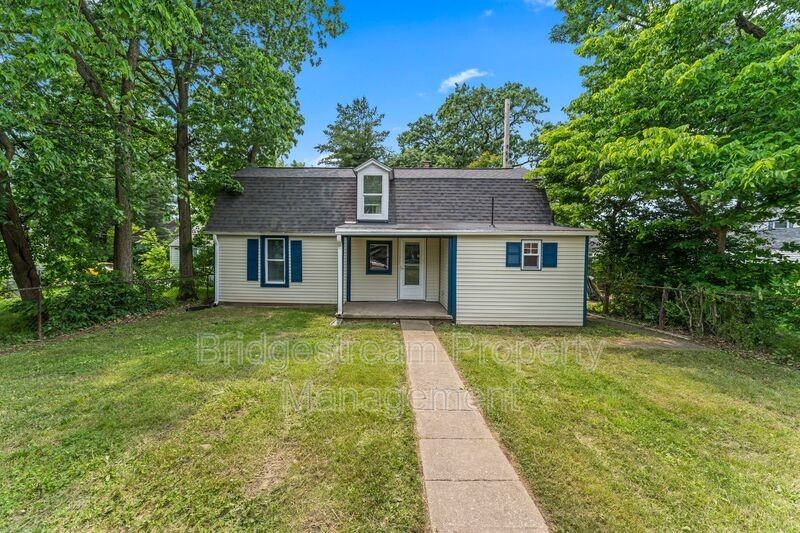 106 Prince Albert Blvd