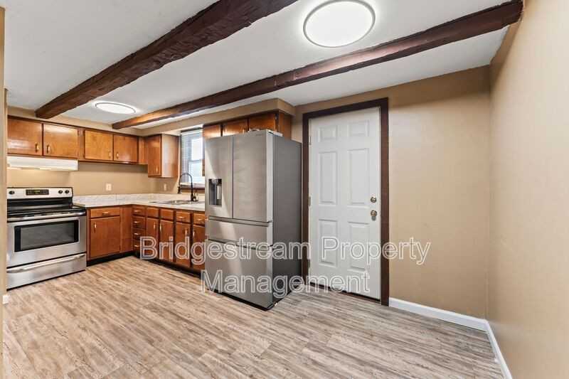 106 Prince Albert Blvd - Photo 7 of 16