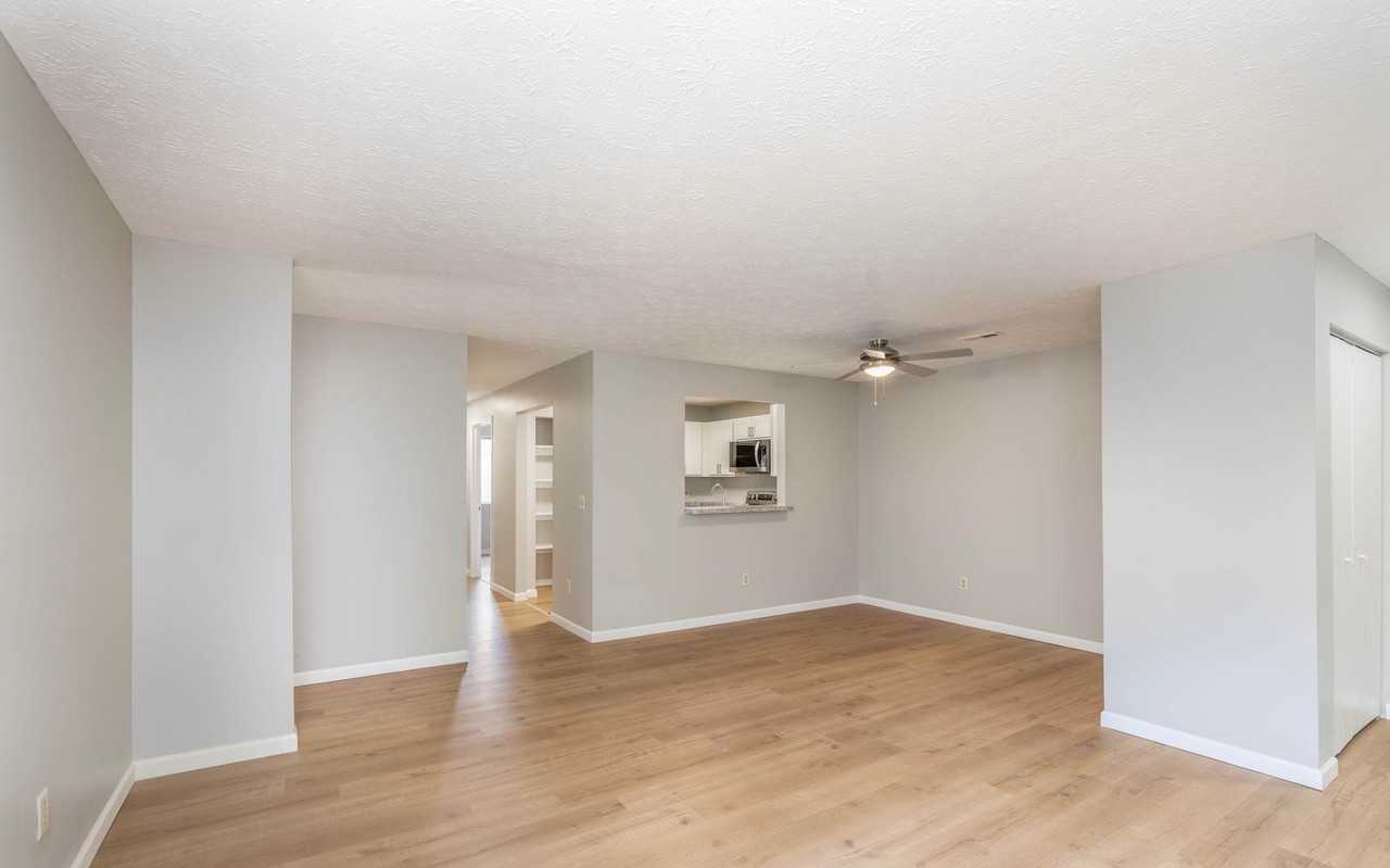 University Commons Apartments - Photo 6 of 13