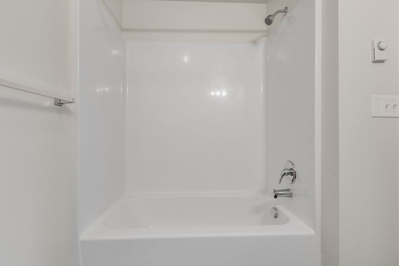 Blanton Commons - Photo 7 of 38