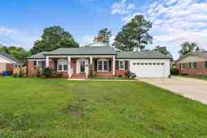 featured image of 1505 Fairview St