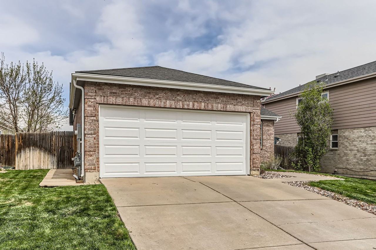 2680 Bryant Dr - Photo 3 of 28